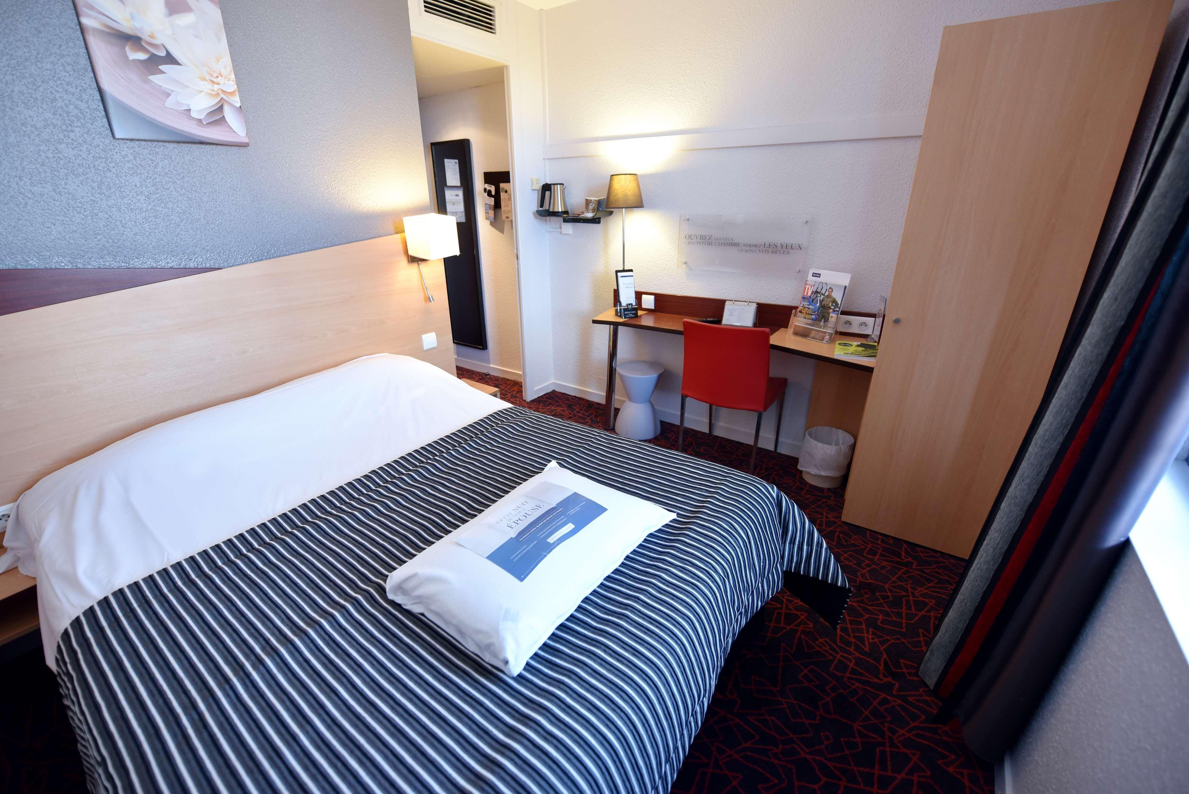 Kyriad Hotel Dijon Gare Exterior photo