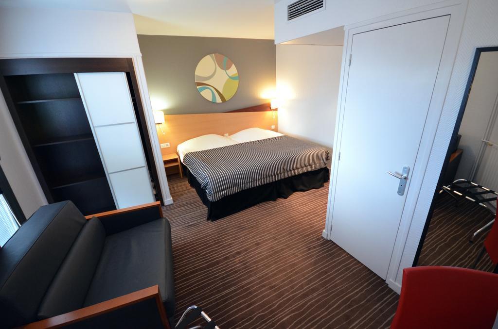 Kyriad Hotel Dijon Gare Exterior photo