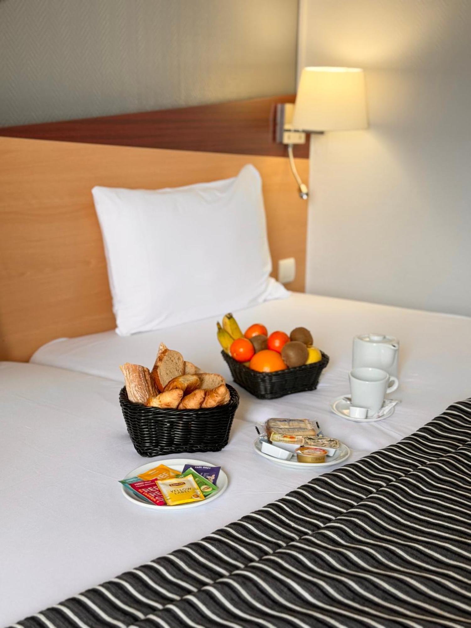 Kyriad Hotel Dijon Gare Exterior photo